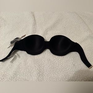 NWT❗️Victoria’s Secret Black Strapless Bikini Top